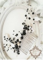 Гребен аксесоар за коса в бяло и черно - Abstract Flowers by Rosie